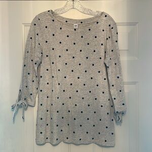 Old Navy tie sleeve shirt